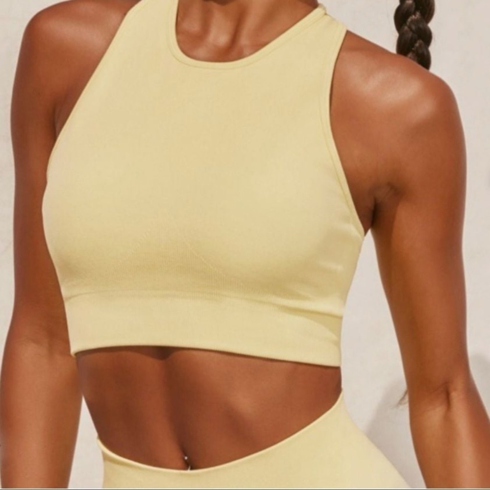 Women's Athletic Set in Light Yellow